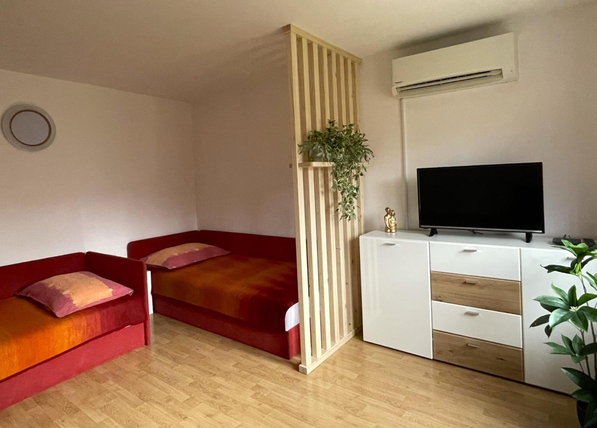 Apartma Savan โทลมิน ภายนอก รูปภาพ